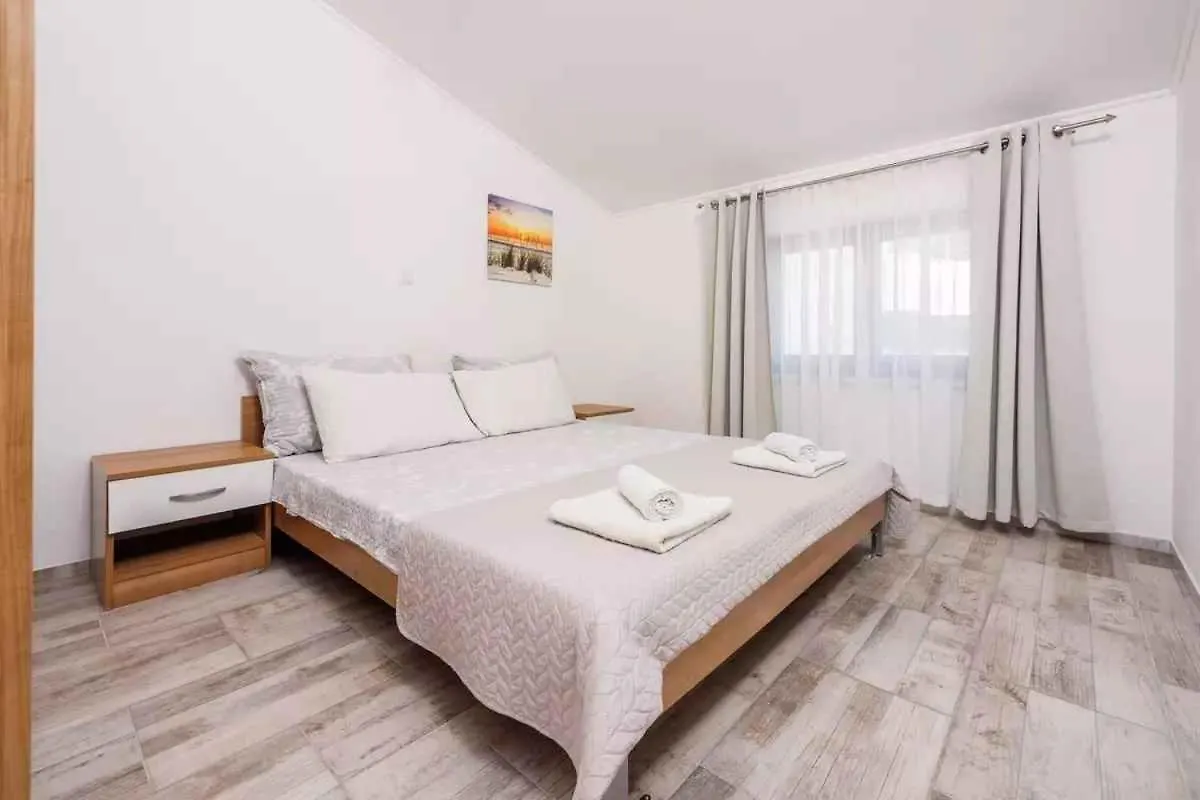 Apartments In Crikvenica 45899